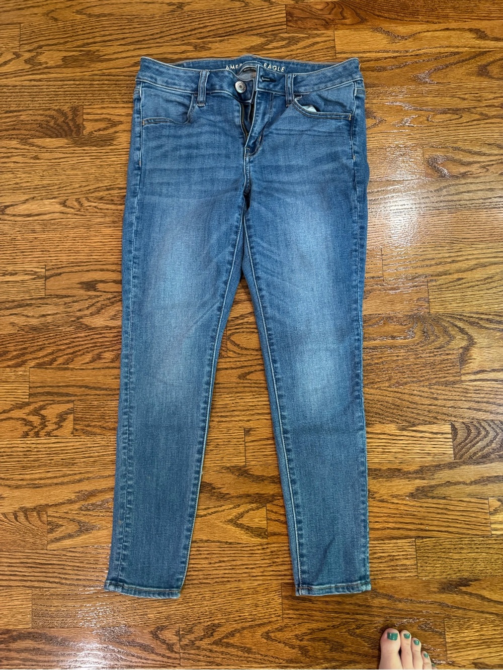 American Eagle Outfitters Blue Women's Slim Fit Jeans size 6
